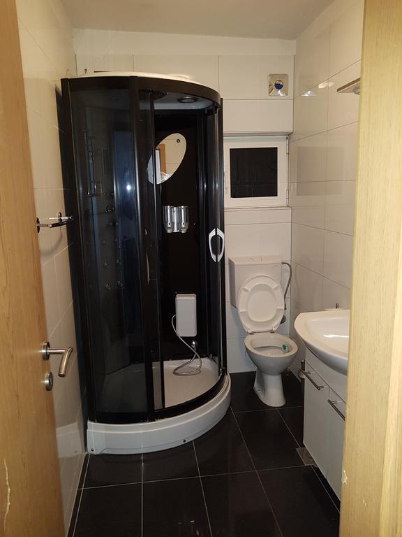 Apartman 4 Kilometar To City Centar Split Luaran gambar